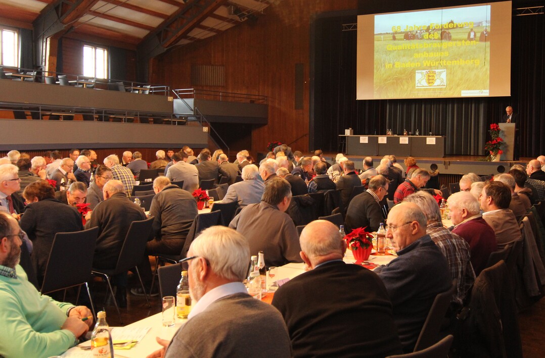 Die grte Braugerstentagung bundesweit findet alljhrlich Anfang Dezember in Herrenberg statt: Rund 140 Zuhrer aus Landwirtschaft, Agrarhandel, Pflanzenzucht, Malz- und Brauwirtschaft informierten sich dieses Jahr ber die aktuelle Marktlage.