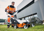 Mit dem RMA 765 V bietet Stihl jetzt einen akkubetriebenen Profi-Rasenmäher für Kunden in Garten- und Landschaftsbaubetrieben sowie Kommunen.