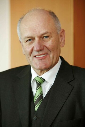 Manfred Nssel
