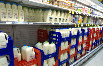  Trinkmilch in XXL-Flaschen: Die Vielfalt der Produkte in Neuseeland ist gro.
