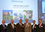 Teilnehmer aus Deutschland an der europäischen Milchkonferenz: (v.l.) Heinrich Schmidt, DRV; Wilhelm Neu, RLV; Udo Folgart, DBV; Karl-Heinz Tholen, BMELV; Mirko Wätjen, DMK; Dr. Simon W. Schlüter, DBV