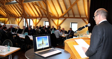 Mitgliedervesammlung des Milchwirtschaftlichen Vereins und des Milchprfrings im Hotel Ochsen in Merklingen: Der Vorsitzende Manfred Olbrich blickte auf ein gutes Jahr 2017 zurck und zeigte sich zufrieden mit der geleisteten Arbeit.