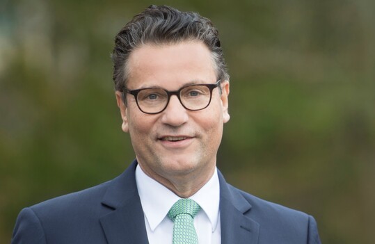 Peter Hauk MdL ist Minister fr Ernhrung, Lndlichen Raum und Verbraucherschutz in Baden-Wrttemberg.
