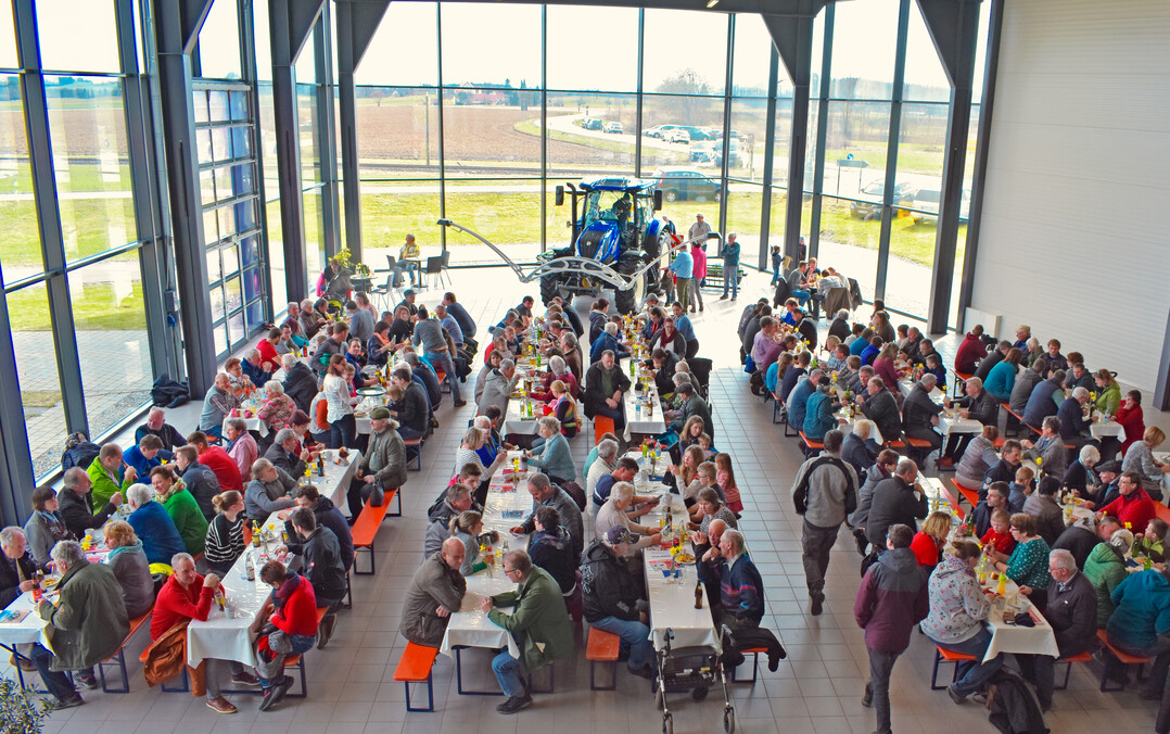Neuer Besucherrekord bei der Frühjahrsausstellung der Neyer Landtechnik GmbH.