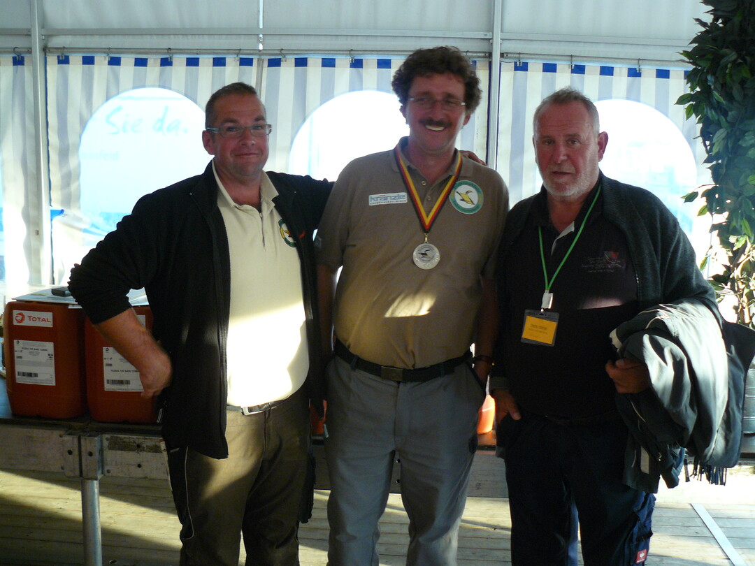 Stefan Brudy (BW-Teambetreuer), Artur Jkle (Trainer von Matthias Stengelin) und Hans Hrnel (Trainer Carsten Berl)