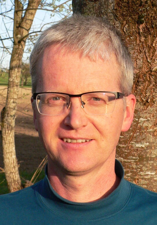 Sicher ist sicher: Dr. Hans-Jrgen Seeger vom Rindergesundheitsdienst Aulendorf rt zu strikten Hygienemanahmen auf Milchviehbetrieben.
