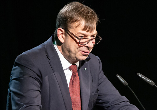 Der Prsident der Deutschen Landwirtschafts-Gesellschaft (DLG), Hubertus Paetow, forderte bei der EurotTier bessere Rahmenbedingungen fr die Branche beim Umbau der Nutztierhaltung.