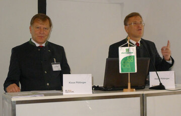 Eine Erfolgsbilanz fr das Geschftsjahr 2013/14 zogen die Geschftsfhrer Klaus (l.) und Heinz Pttinger vor der Presse.