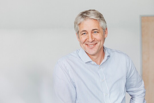 Jan Plagge ist Diplom-Agraringenieur und Prsident des Bioland e.V.