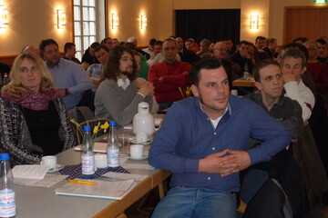 Management immer entscheidender fr den Erfolg von Milchviehbetrieben: Rund 120 Besucher wollten sich vergangenen Freitag die Fachtagung fr Milcherzeuger in Aglasterhausen (Neckar-Odenwald-Kreis) nicht entgehen lassen.