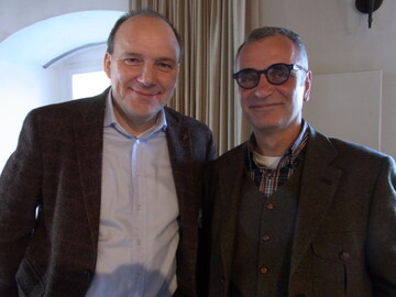Aus gesunden Klbern werden leistungsfhige Khe: Dr. Peter Zieger, Zoetis Deutschland, und Dr. Frank Bootz vom Arbeitskreis Oberschwbischer Rinderpraktiker.