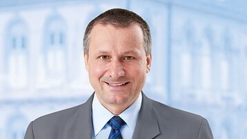 Dr. Hans-Ulrich Rlke, Vorsitzender der FDP-Fraktion im Landtag Baden-Wrttemberg