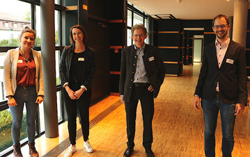  Runder Tisch Privatwaldbetreuung: Durch die Veranstaltung in Laupheim am 15. Oktober fhrten (v.l.) Anna-Theresa Dreher und Tina Riede von der Fhrungsakademie Baden-Wrttemberg sowie Landesforstprsident Martin Strittmatter und Michael Gerster vom MLR. 