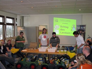 Schlag den Landwirt heit es bald fr die Standbetreuer auf der Grnen Woche. 