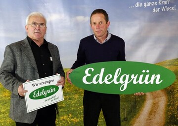 In Edelgrn steckt die ganze Kraft der Wiese  Mit diesem Slogan sollen die Trocknungsprodukte ihren Markt finden. 