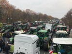 "Zu viel ist zu viel! Jetzt ist Schluss!": Am kommenden Montag treffen sich Landwirte aus ganz Deutschland am Brandenburger Tor, um ihren Unmut über die geplanten Streichungen bei Agrardiesel und Kfz-Steuerbefreiung deutlich zu machen.