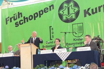 CDU-Landeschef Thomas Strobl bei seiner Rede auf der 36. Mittelstands-Kundgebung am 4. Mai 2014 im Festzelt auf dem 401. Maimarkt Mannheim