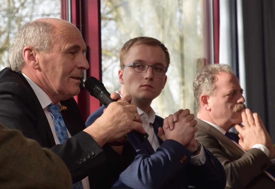 Podiumsdiskussion