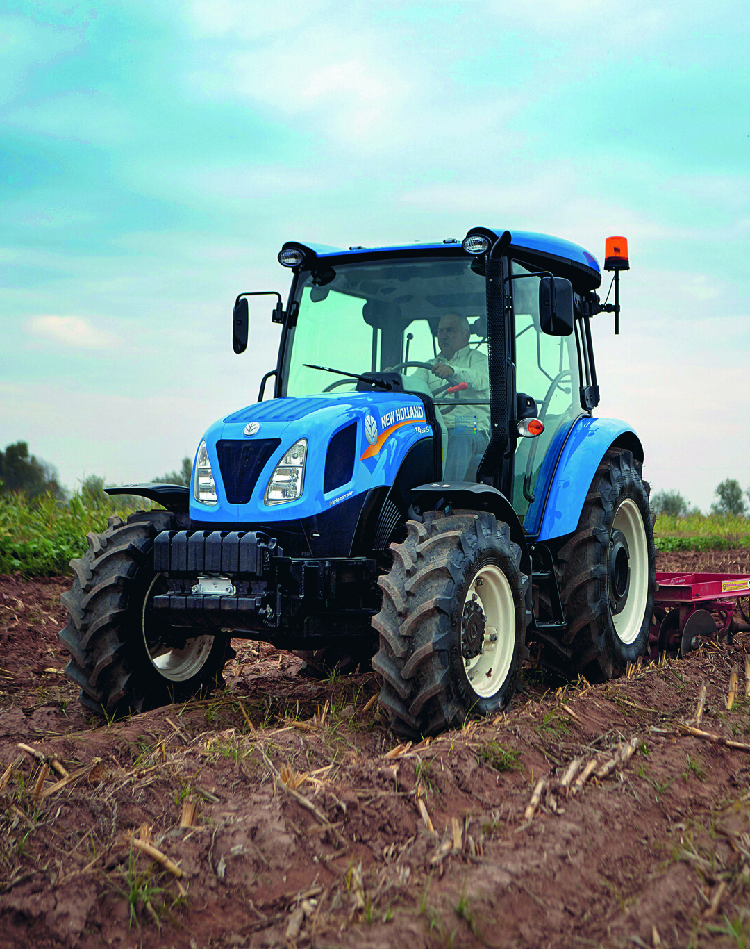 Der neue NH T4S hat einen Radstand von 2.130 mm und eine Gesamthhe von nicht mehr als 2.520 mm.