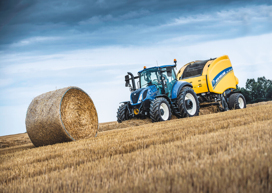 Der New Holland T5 120 ElectroCommand StageV.