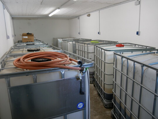 Gastgeber Peter Thoma stellt Fermente selbst her.