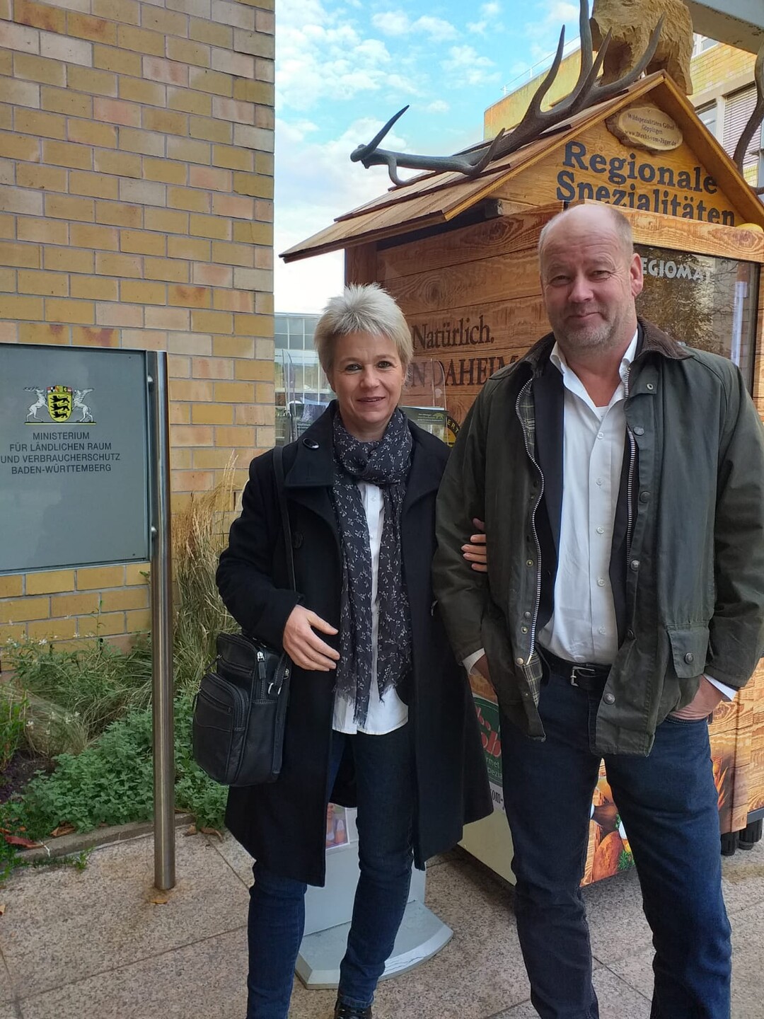 F�r ihre mobile Schlachteinheit erhielten Sandra Kopf und Thomas Mayer 2019 den Tierschutzpreis Baden-W�rttemberg.
