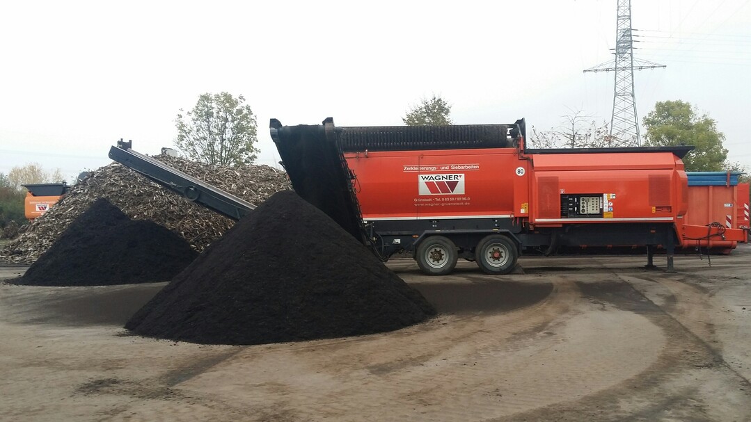 Exportierte Nährstoffe kann man über gütegesicherte Biogut- und Grüngutkomposte "zurückholen".